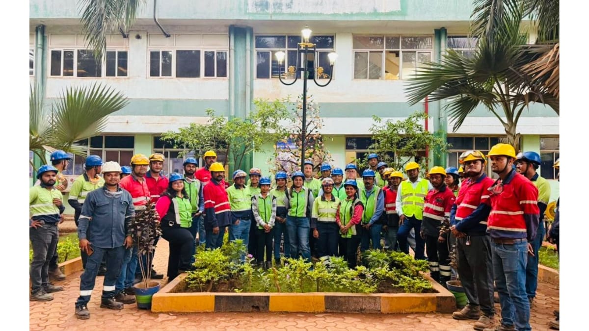 Eight cross-functional teams collaborate to turn industrial scrap into striking sculptures, celebrating innovation and teamwork. -pnn